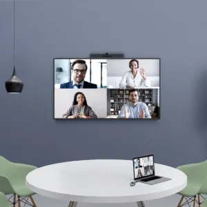 HUDDLE ROOM